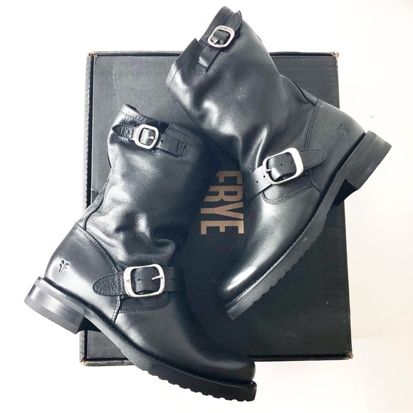 NIB Frye Veronica Short Boots Shoes 6.5 - Picture 1 of 12